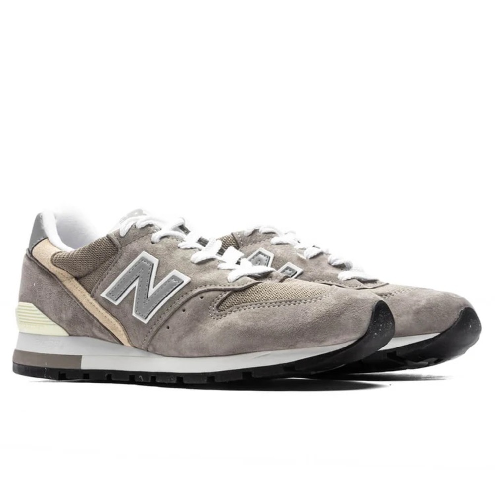 New Balance Women's Sneakers